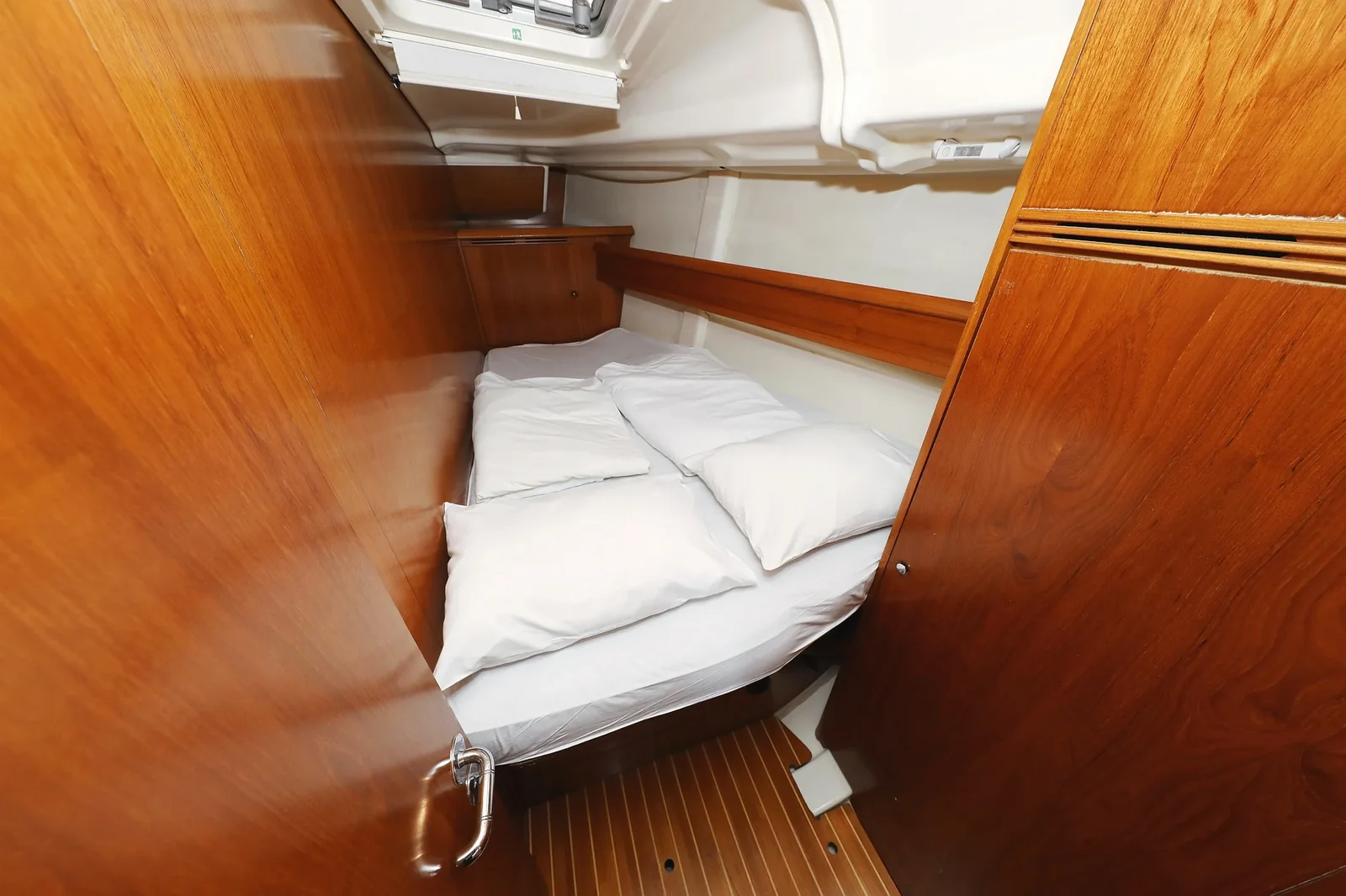 Yacht JEANNEAU Sun Odyssey 45 - Lejla - Foto 1