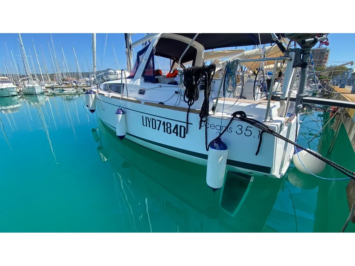 Yacht BENETEAU Oceanis 35.1 - Nodus - Foto 1