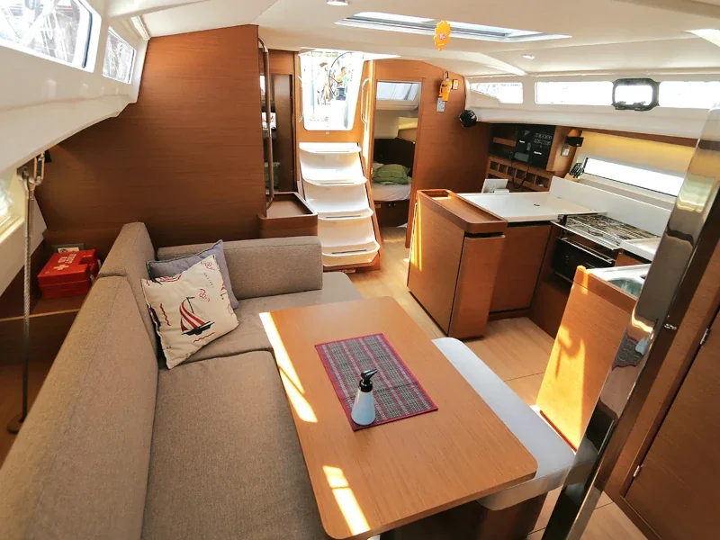 Yacht JEANNEAU Sun Odyssey 440 - Ermis - Foto 1