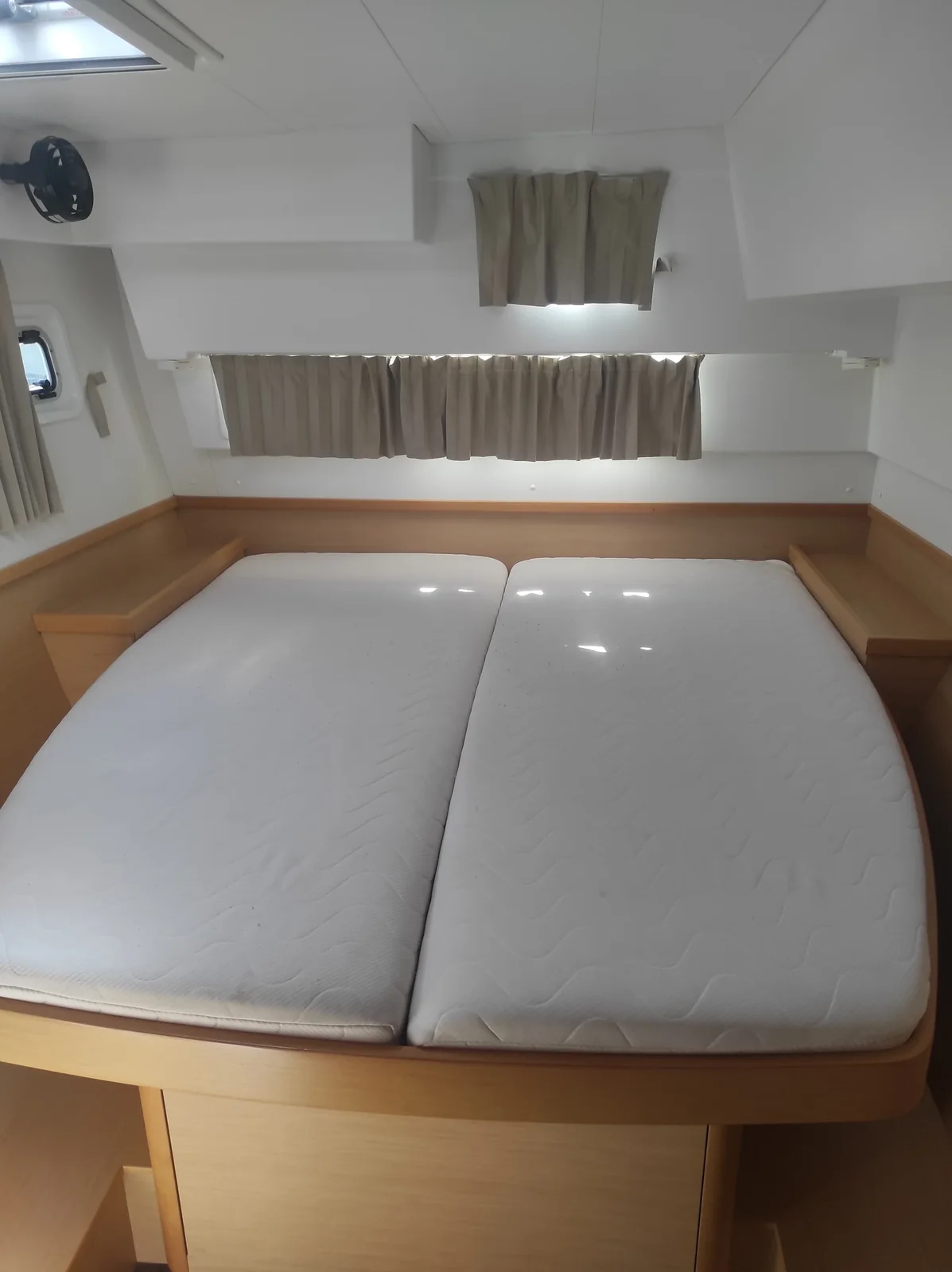 Yacht LAGOON 42 - La Mar - Foto 1
