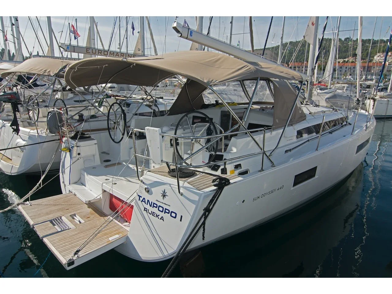 Yacht JEANNEAU Sun Odyssey 440 - Tanpopo - Foto 1