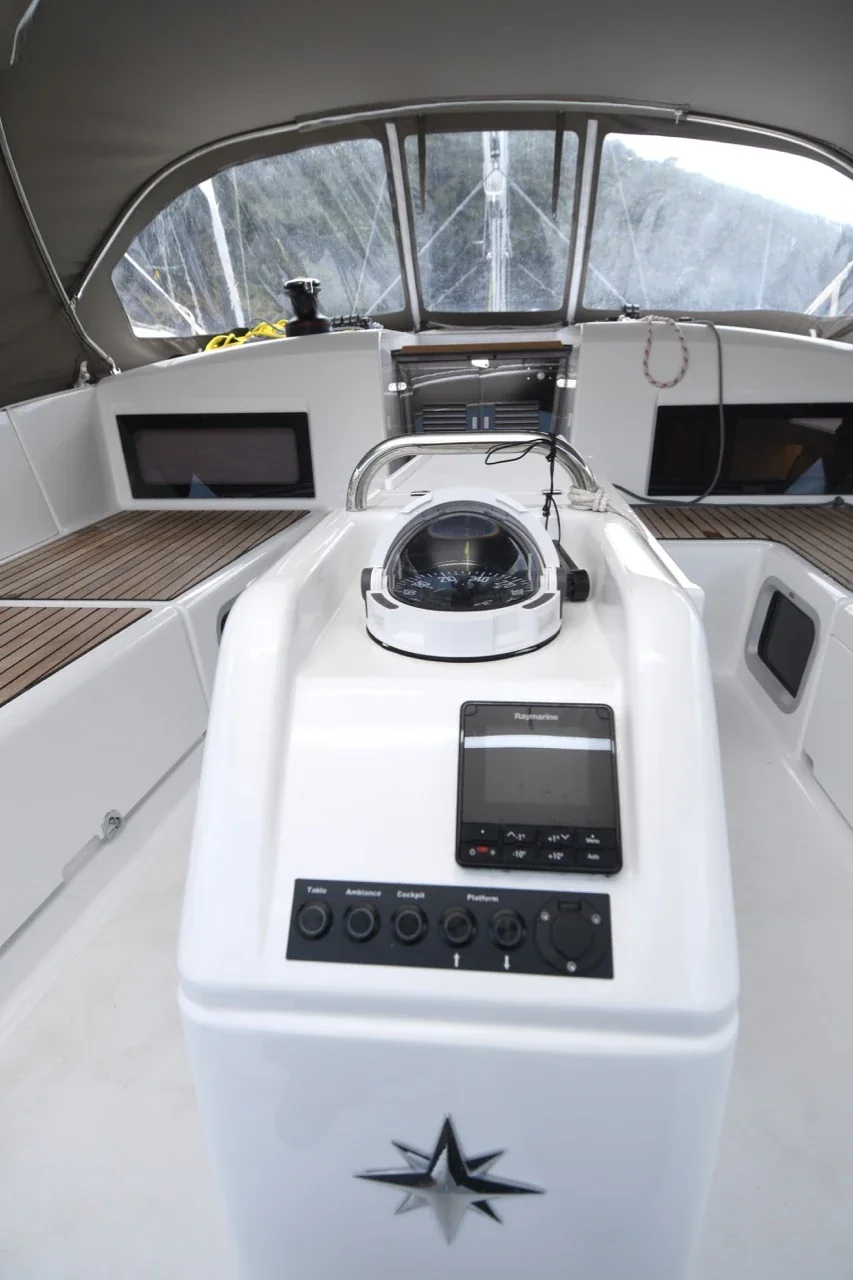 Yacht JEANNEAU Sun Odyssey 490 - Caruso - Foto 1