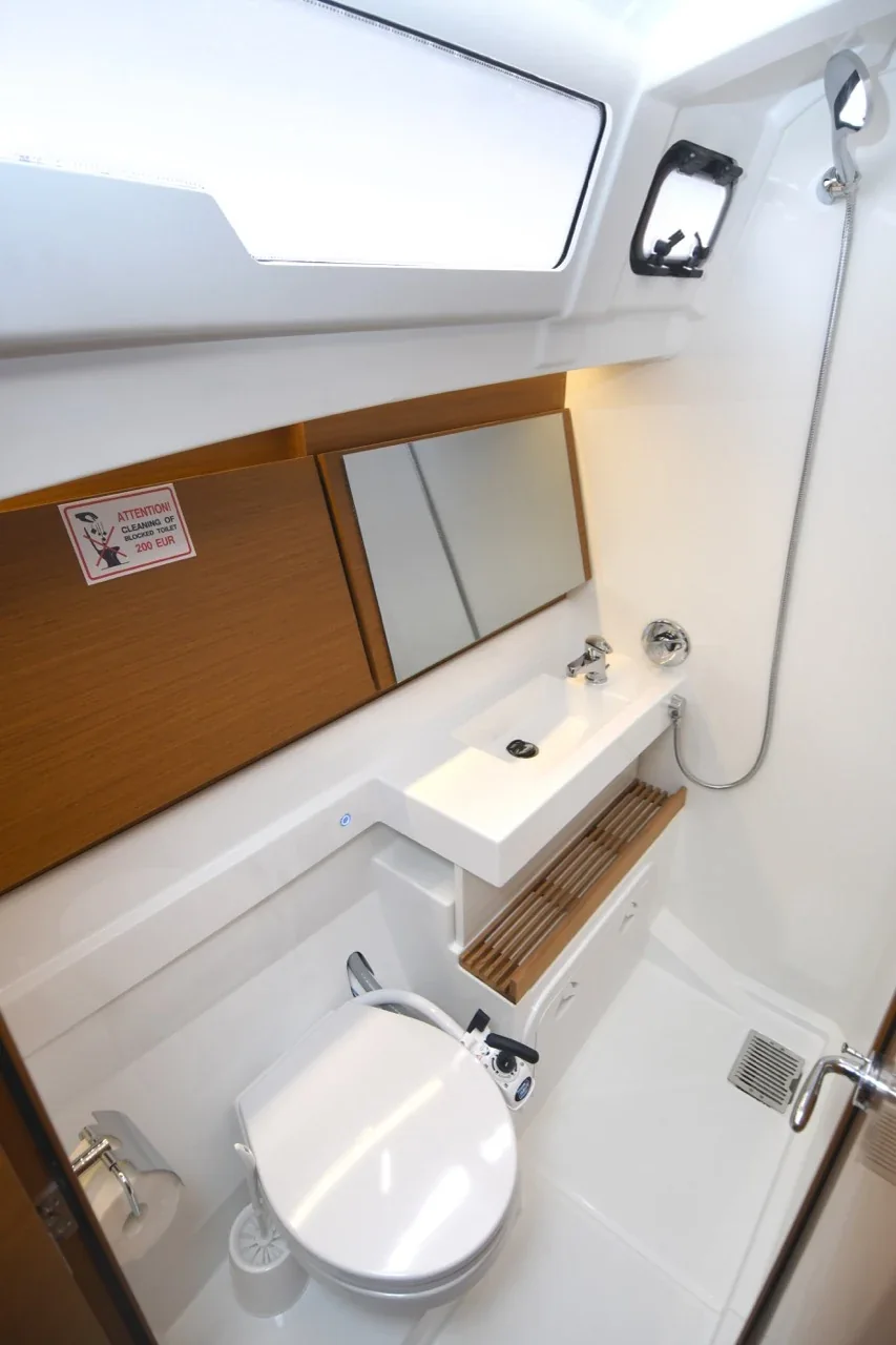 Yacht JEANNEAU Sun Odyssey 490 - Caruso - Foto 1