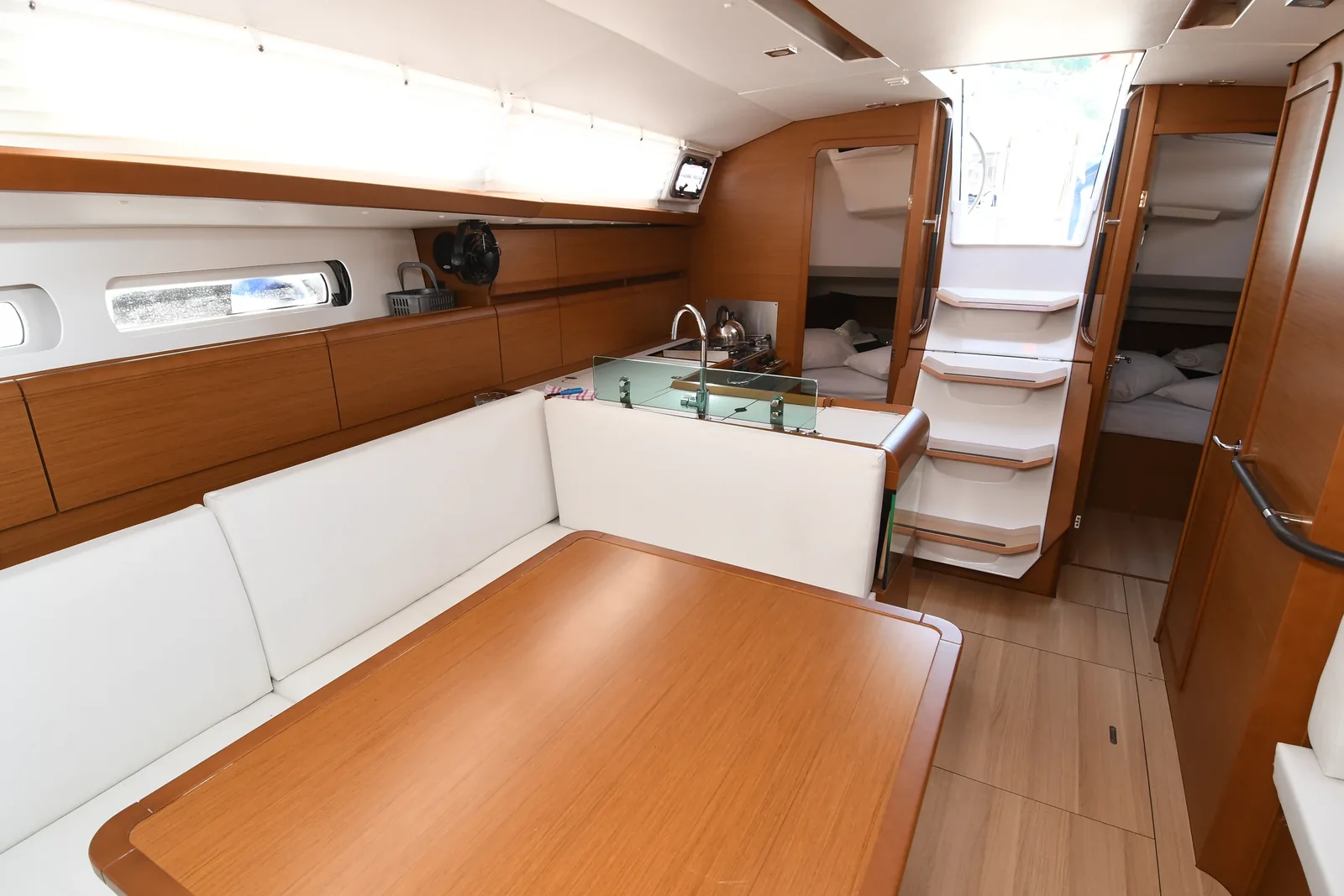 Yacht JEANNEAU Sun Odyssey 419 - Kiss Kiss - Foto 1