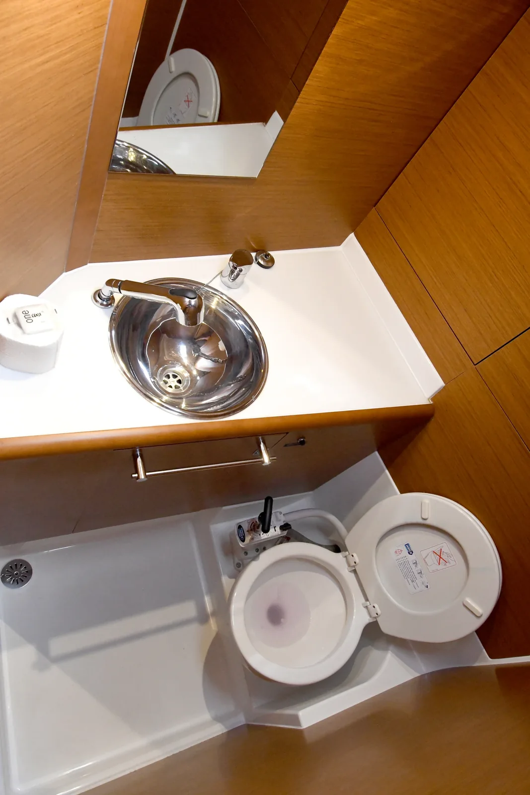 Yacht JEANNEAU Sun Odyssey 419 - Kiss Kiss - Foto 1