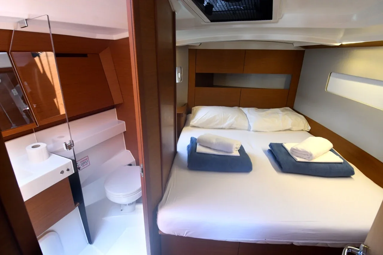 Yacht JEANNEAU Sun Odyssey 410 - Signum Bravo - Foto 1