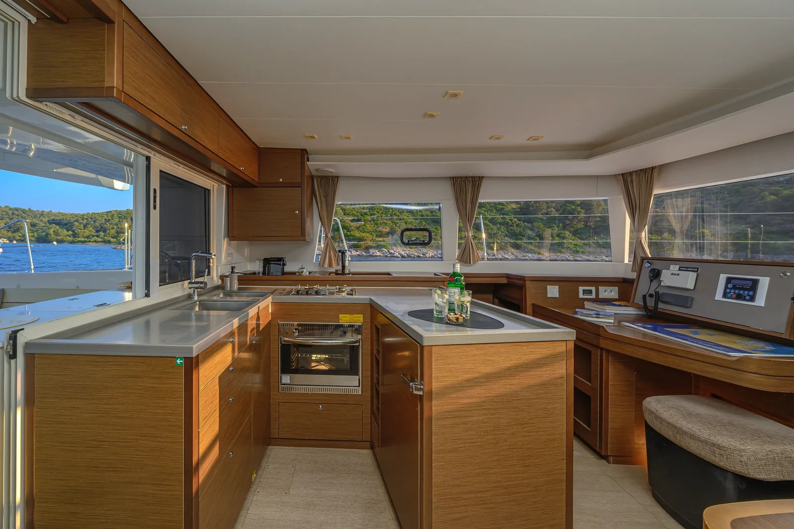 Yacht LAGOON 450 F - Bright Moon - Foto 1