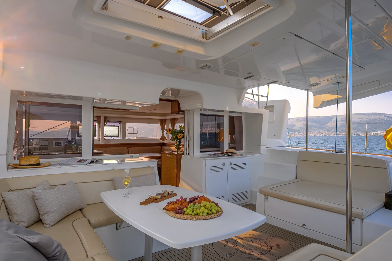 Yacht LAGOON 450 F - Bright Moon - Foto 1