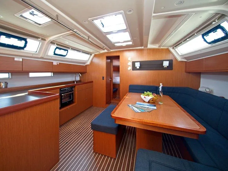 Yacht BAVARIA Cruiser 46 - MH 77 - Foto 1
