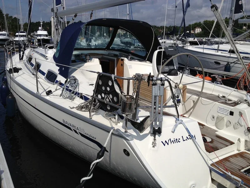 Yacht BAVARIA 38 Cruiser - White Lady