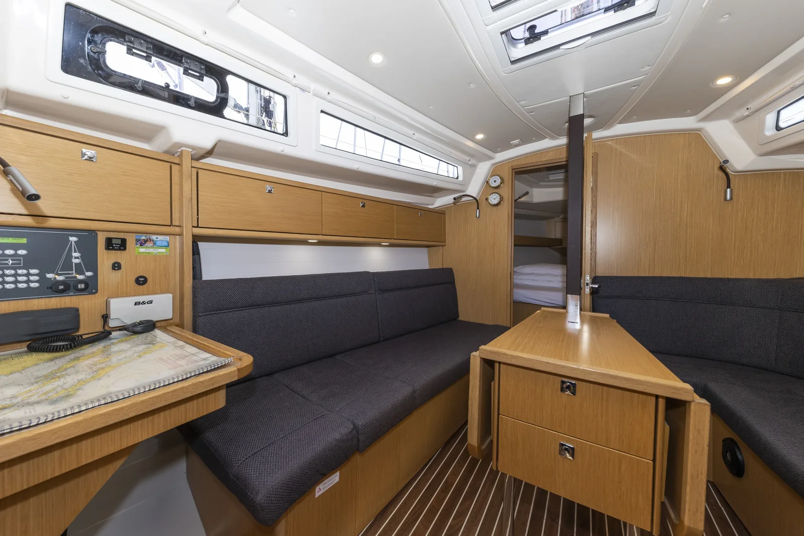 Yacht BAVARIA Cruiser 34 Style - Lena - Foto 1