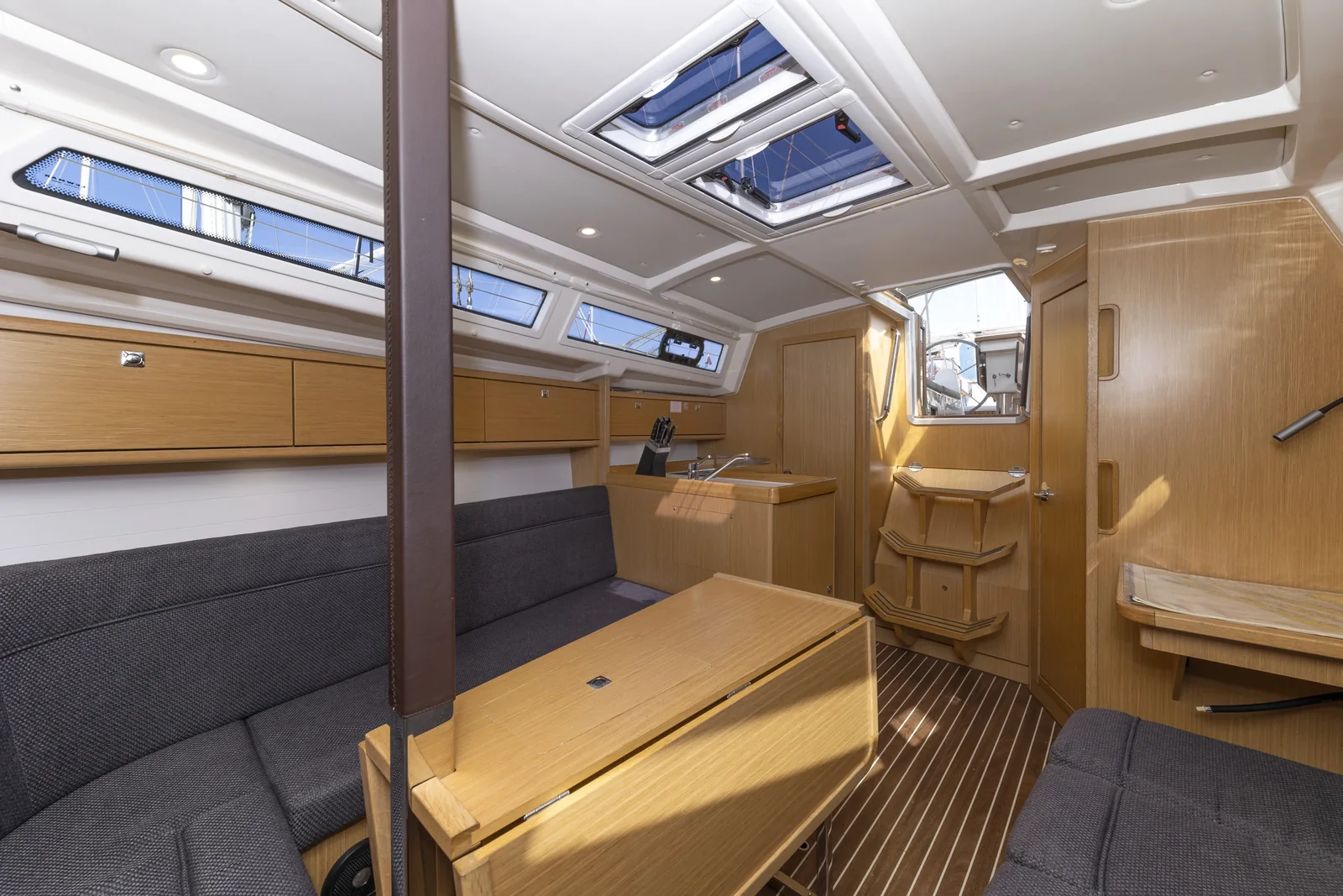 Yacht BAVARIA Cruiser 34 Style - Lena - Foto 1