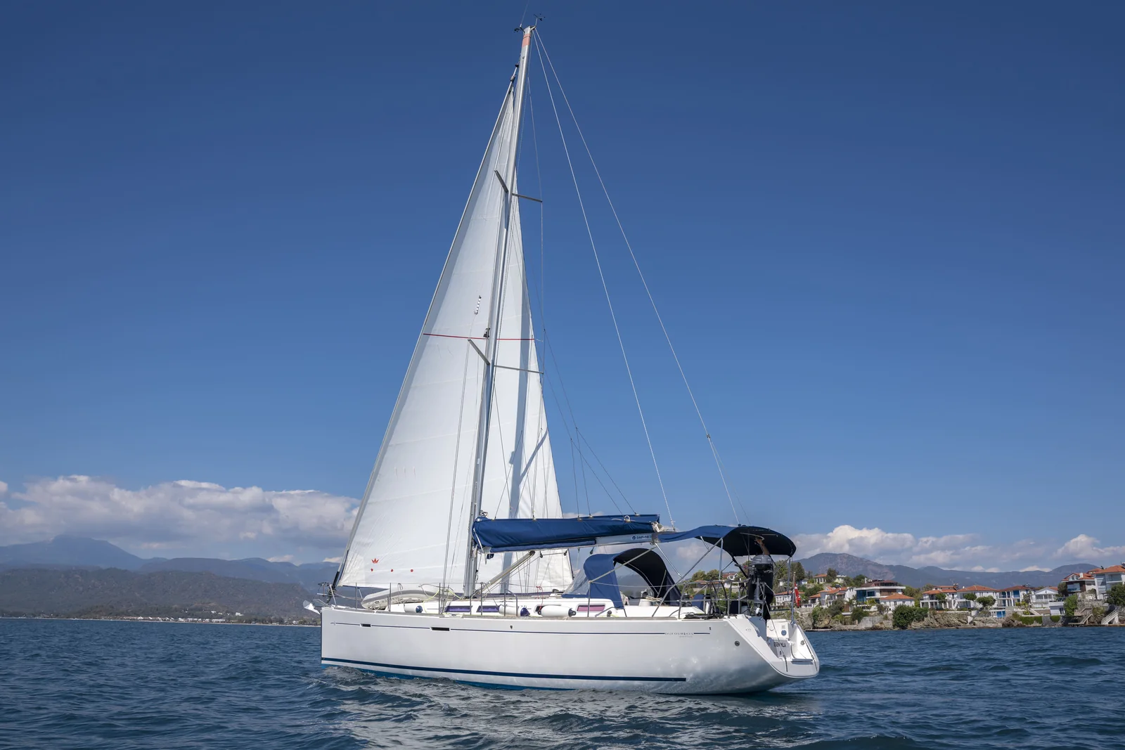 Yacht DUFOUR 425 Grand Large - Esen Mila - Foto 1