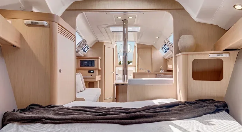 Yacht BENETEAU Oceanis 31