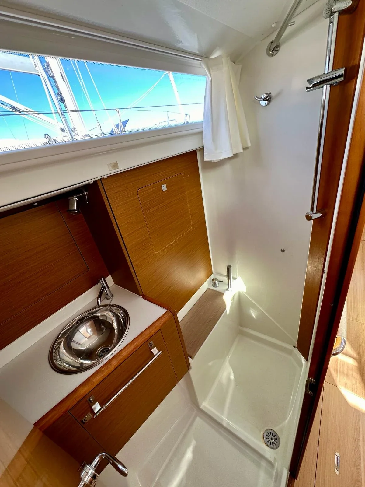 Yacht JEANNEAU Sun Odyssey 419 - Hendrix - Foto 1