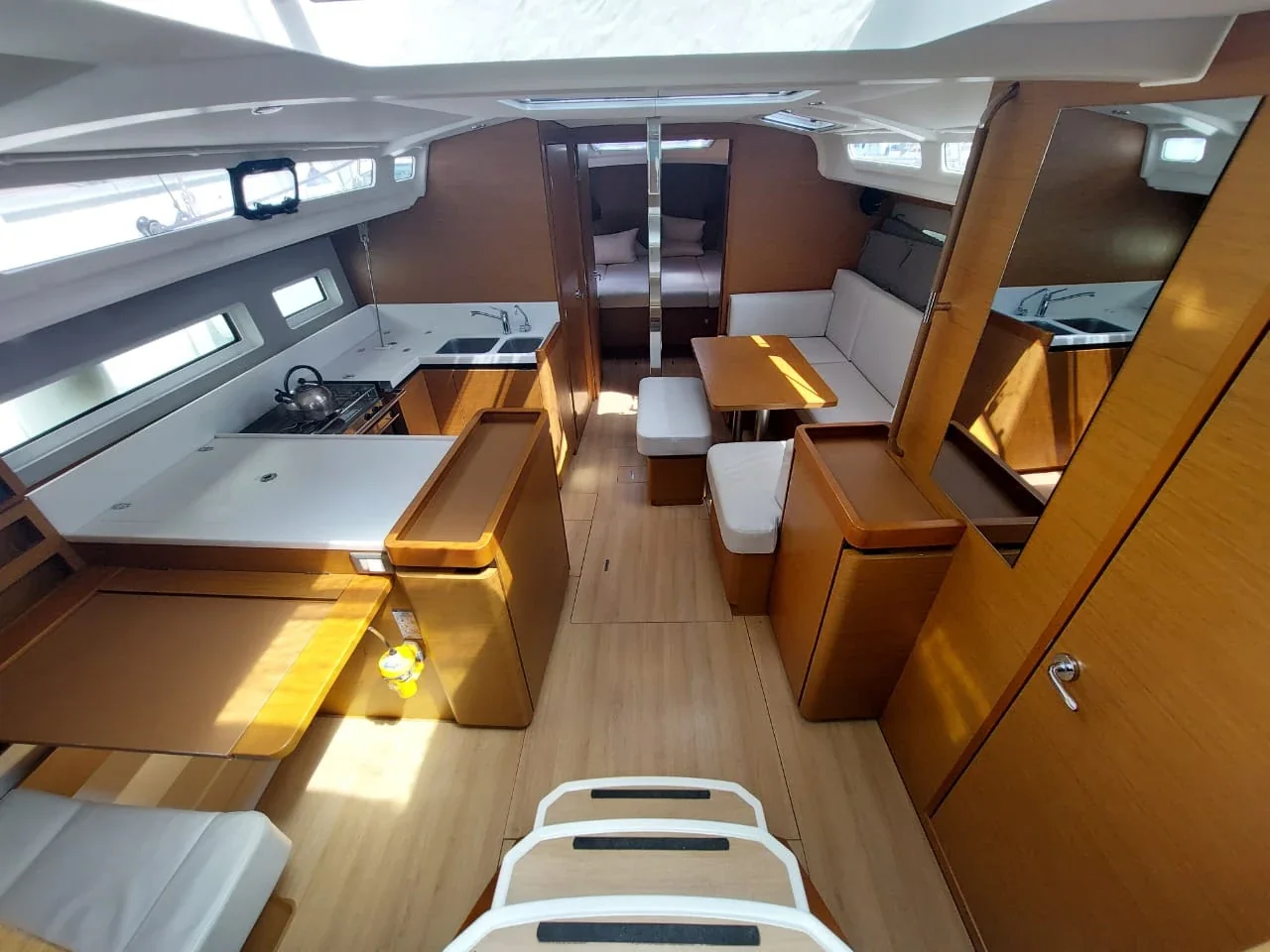 Yacht JEANNEAU Sun Odyssey 440 - Apollonas - Foto 1