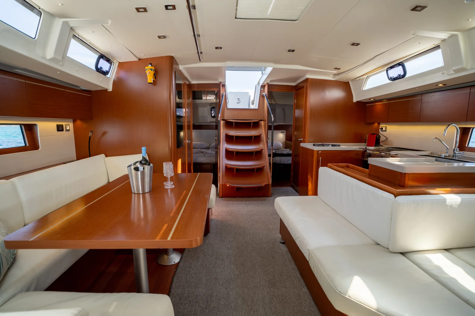 Yacht BENETEAU Oceanis 51.1 - One Piece - Foto 1