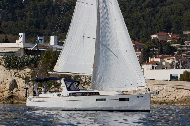 Yacht BENETEAU Oceanis 35 - Jean Michel - Foto 1