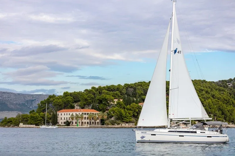 Yacht BAVARIA Cruiser 41 - Nina - Foto 1