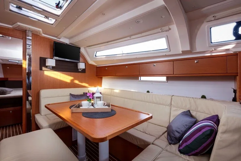 Yacht BAVARIA Cruiser 41 - Nina - Foto 1