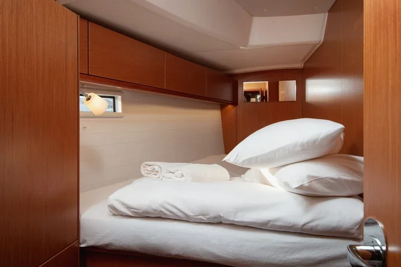 Yacht BAVARIA Cruiser 46 - Solarić - Foto 1