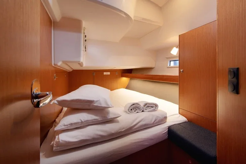 Yacht BAVARIA Cruiser 46 - Solarić - Foto 1