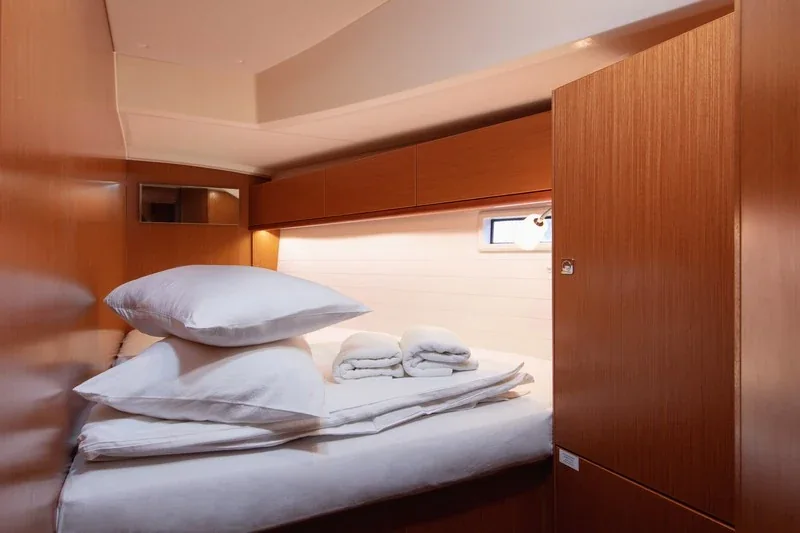 Yacht BAVARIA Cruiser 46 - Solarić - Foto 1