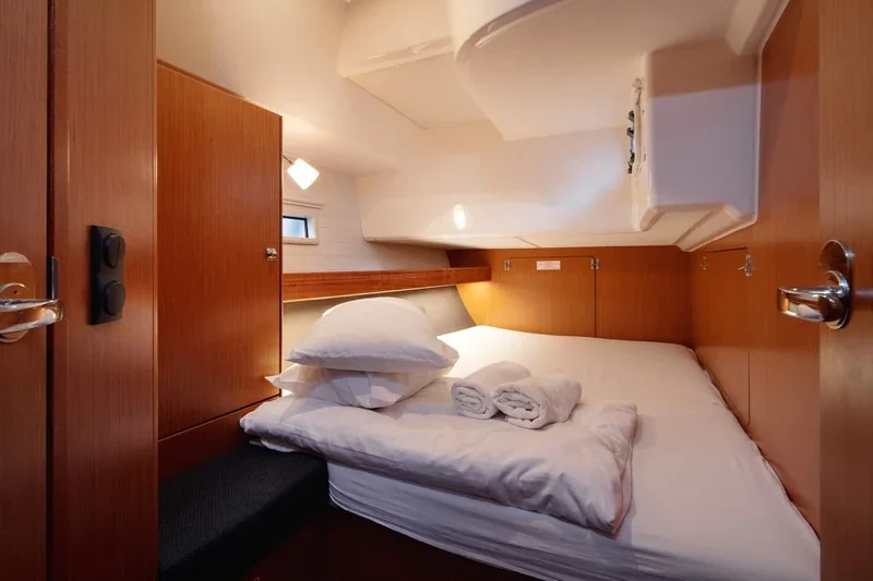 Yacht BAVARIA Cruiser 46 - Solarić - Foto 1