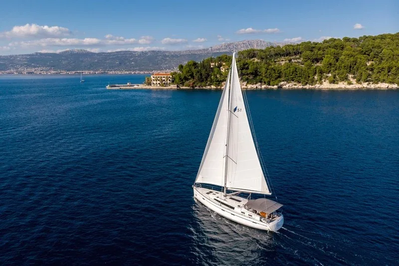 Yacht BAVARIA Cruiser 51 - Lui - Foto 1