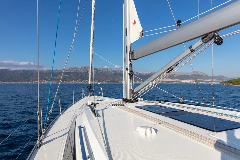 Yacht BAVARIA Cruiser 51 - Lui - Foto 1