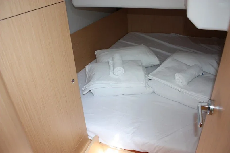 Yacht BENETEAU Oceanis 35.1 - Maya Bay 2