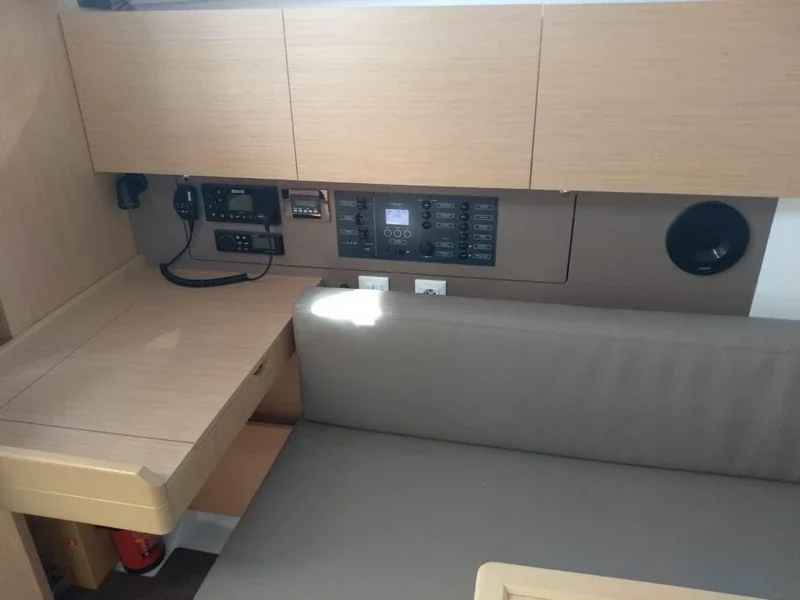 Yacht BENETEAU Oceanis 35.1 - Maya Bay 2 - Foto 1