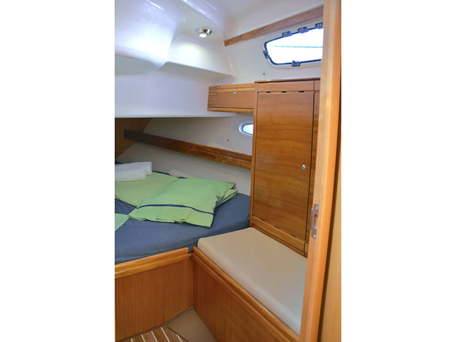 Yacht BAVARIA 39 Cruiser - Ira - Foto 1