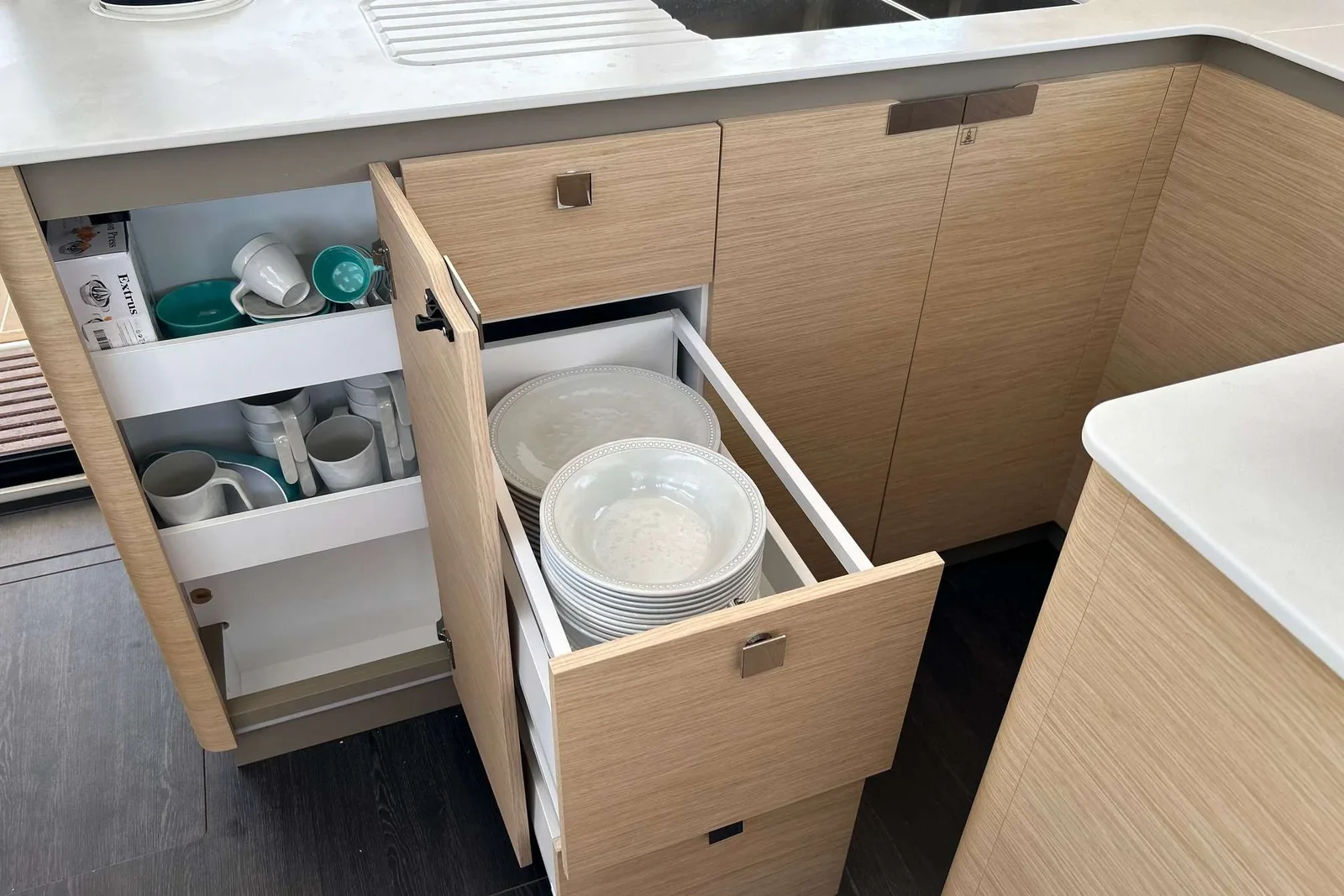 Yacht FOUNTAINE PAJOT Astrea 42 - Deutz - Foto 1