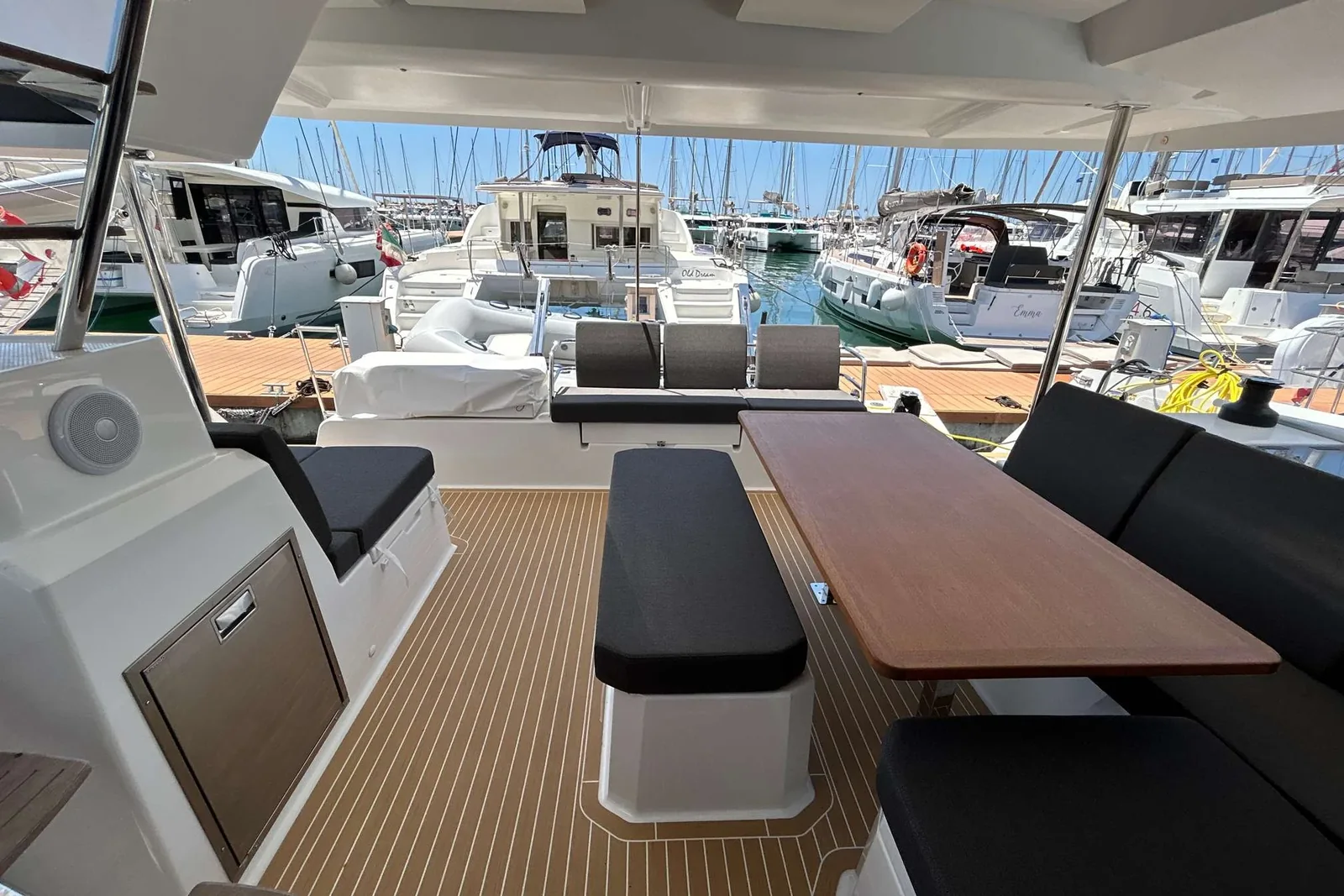 Yacht FOUNTAINE PAJOT Astrea 42 - Deutz - Foto 1