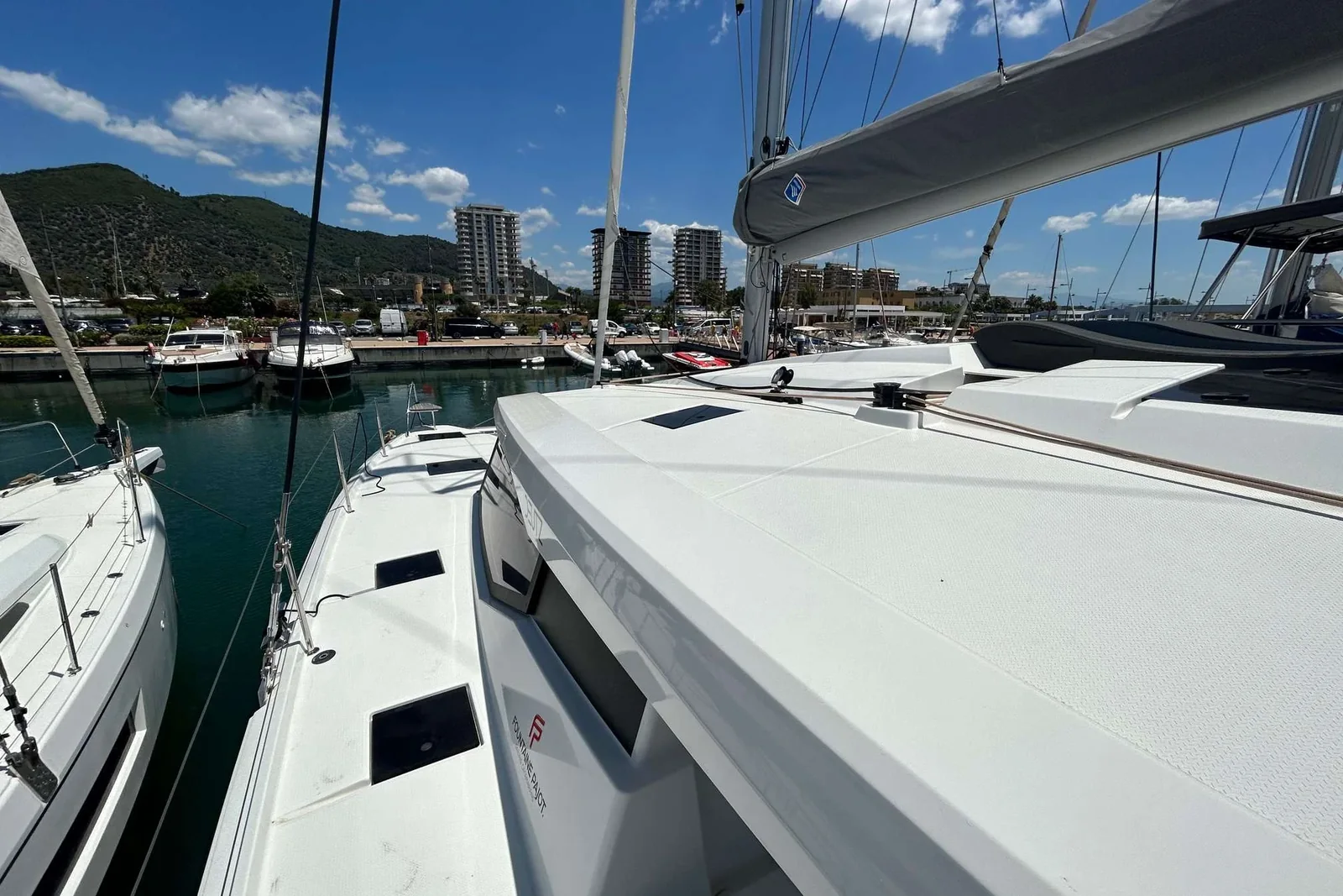 Yacht FOUNTAINE PAJOT Astrea 42 - Deutz - Foto 1