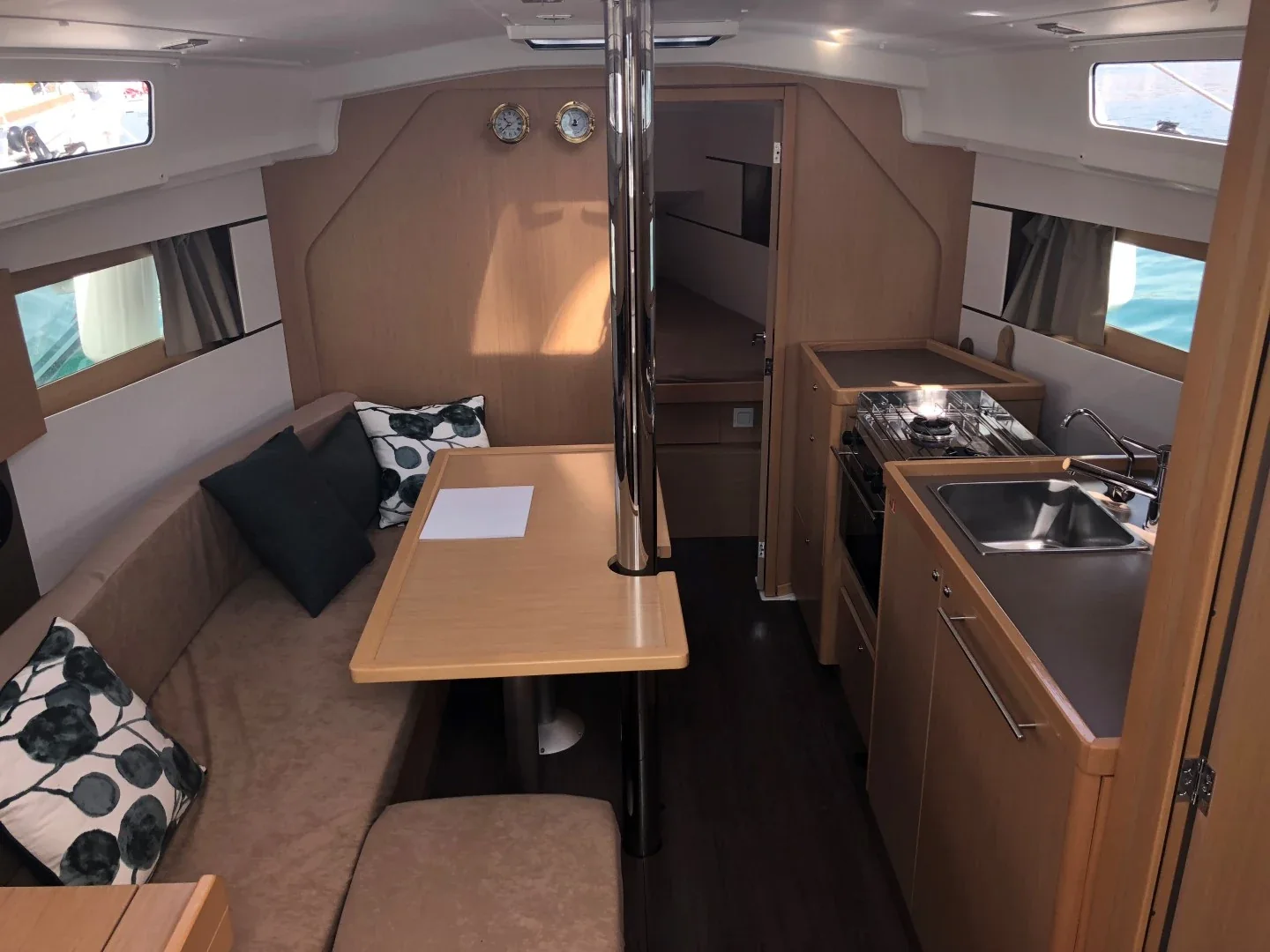 Yacht BENETEAU Oceanis 35 - Gala - Foto 6