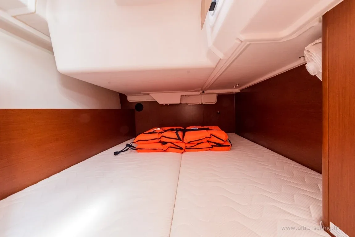 Yacht BENETEAU Oceanis 35.1 - Bela - Foto 1