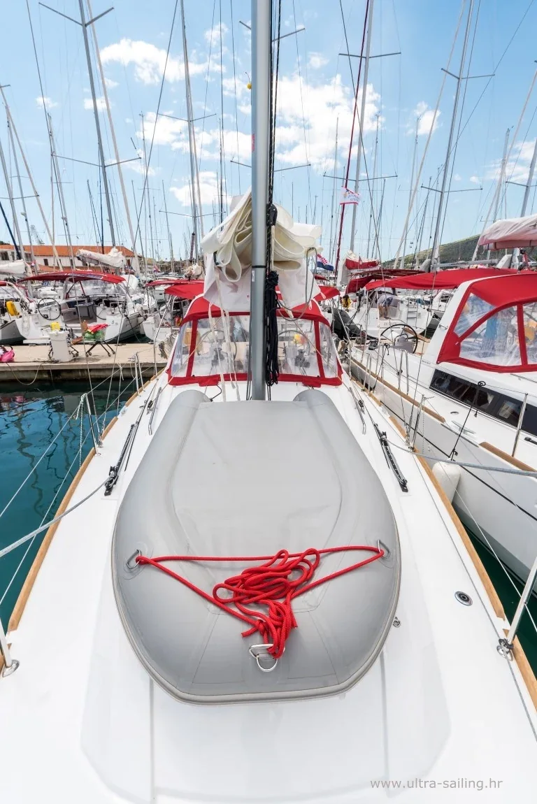 Yacht BENETEAU Oceanis 35.1 - Bela - Foto 1