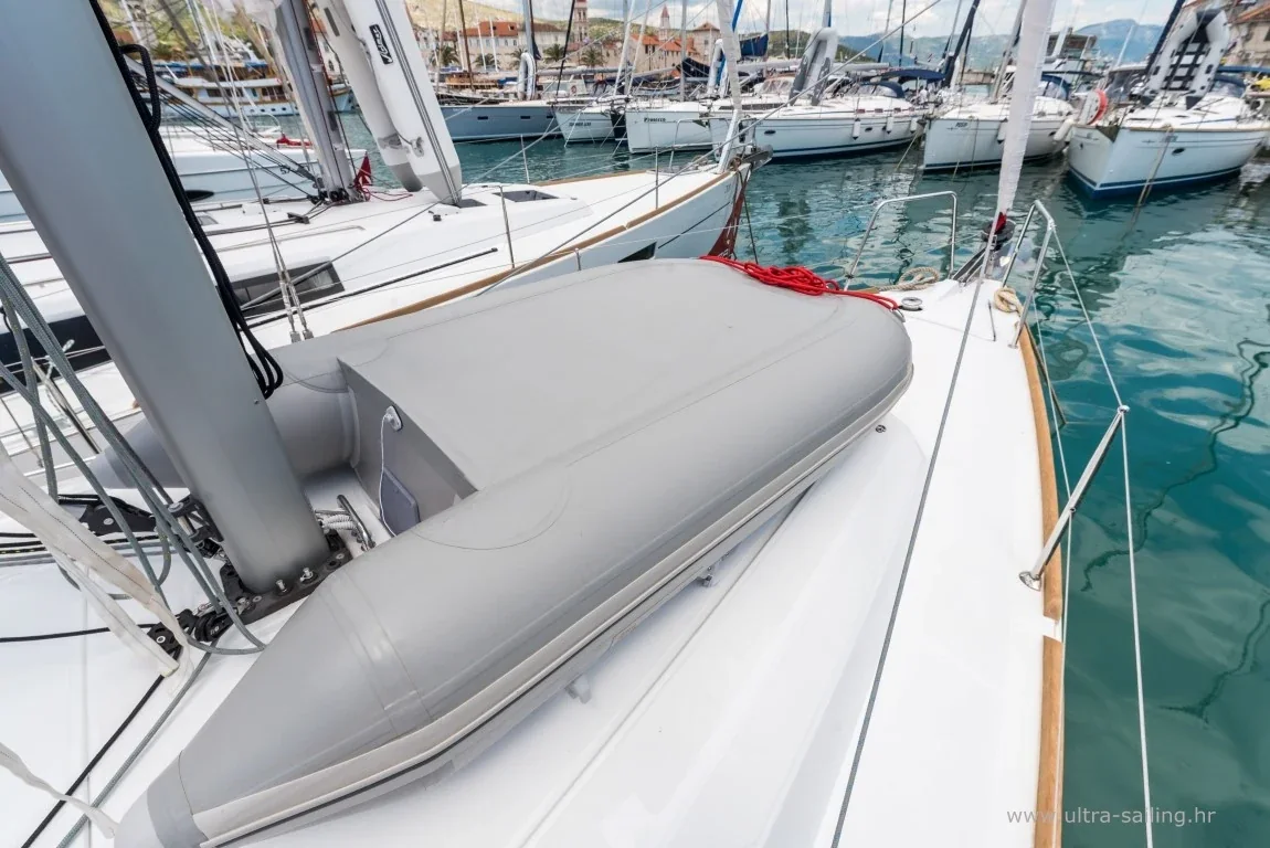 Yacht BENETEAU Oceanis 35.1 - Bela - Foto 1