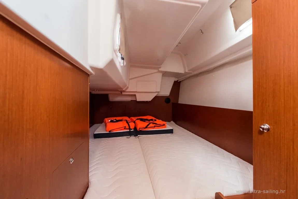 Yacht BENETEAU Oceanis 35.1 - Bela - Foto 1