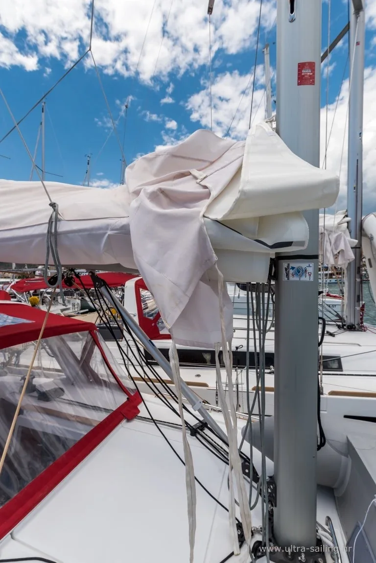 Yacht BENETEAU Oceanis 35.1 - Bela - Foto 1