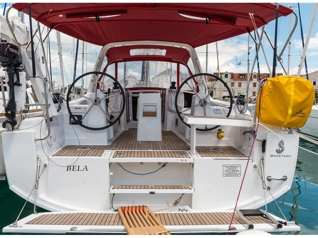 Yacht BENETEAU Oceanis 35.1 - Bela - Foto 1