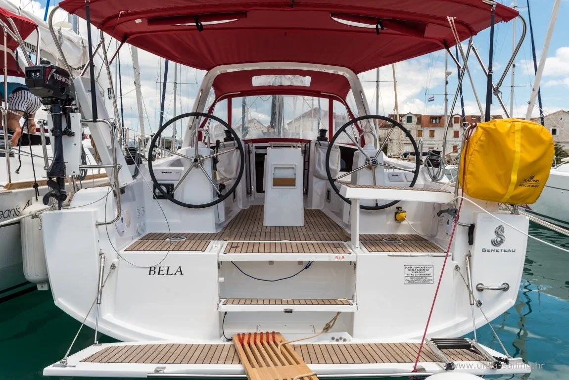 Yacht BENETEAU Oceanis 35.1 - Bela - Foto 1
