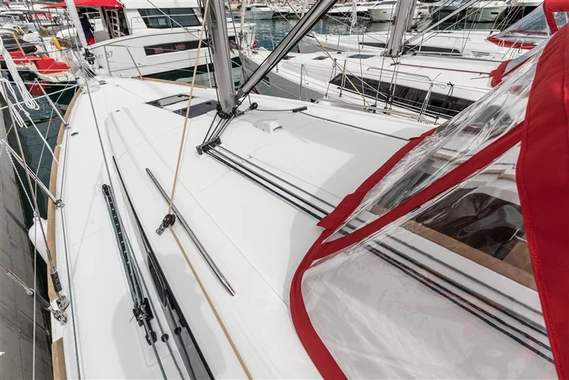 Yacht BENETEAU Oceanis 38.1 - Majano
