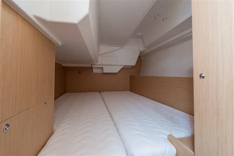 Yacht BENETEAU Oceanis 38.1 - Majano - Foto 1