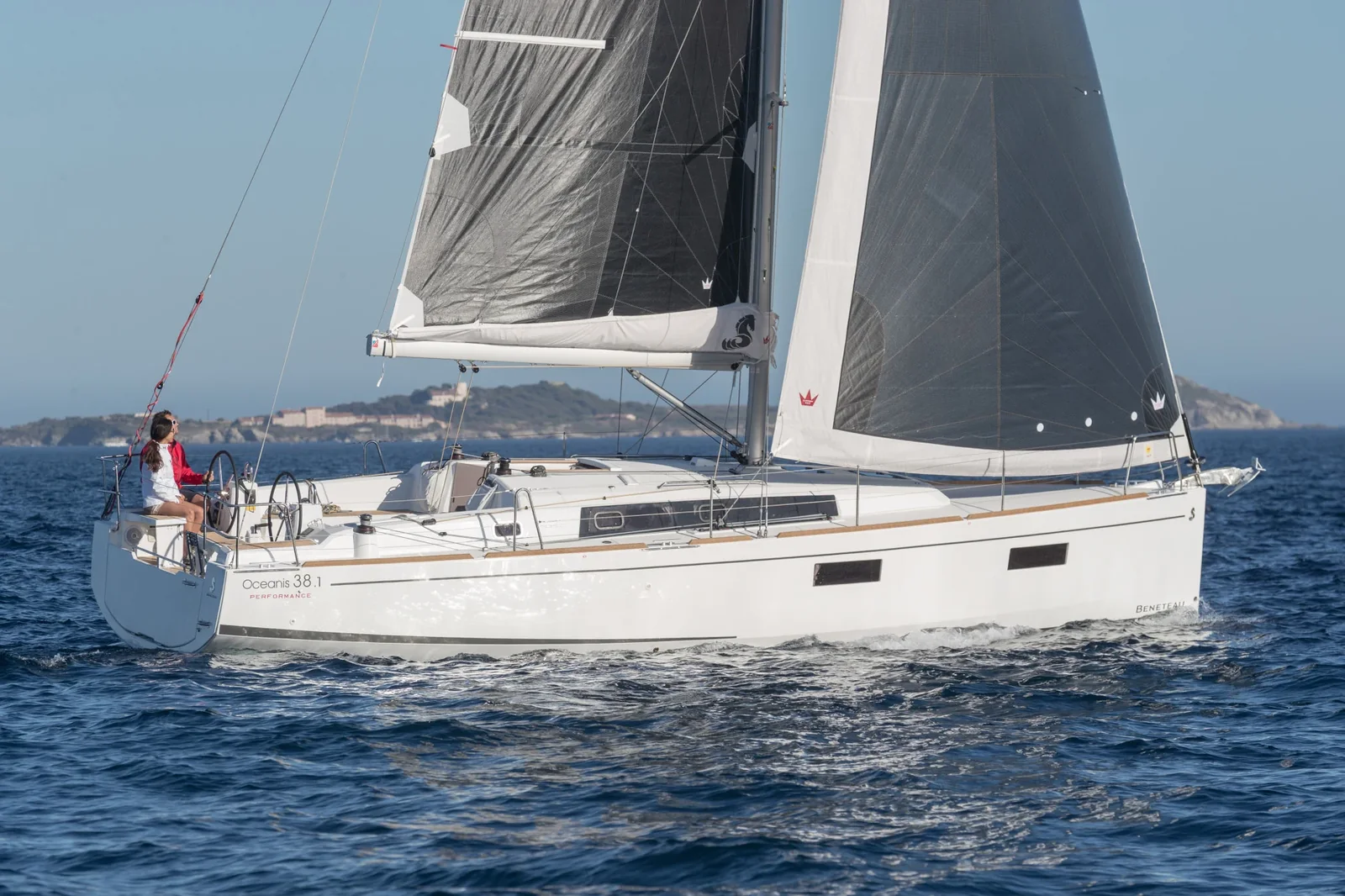 Yacht BENETEAU Oceanis 38.1 - Majano - Foto 1