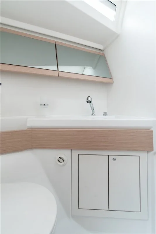 Yacht BENETEAU Oceanis 38.1 - Majano - Foto 1