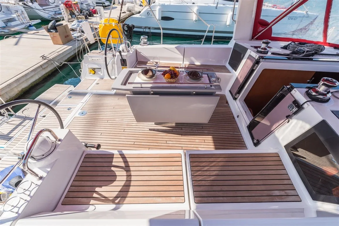 Yacht BENETEAU Oceanis 45 - Zoa - Foto 1