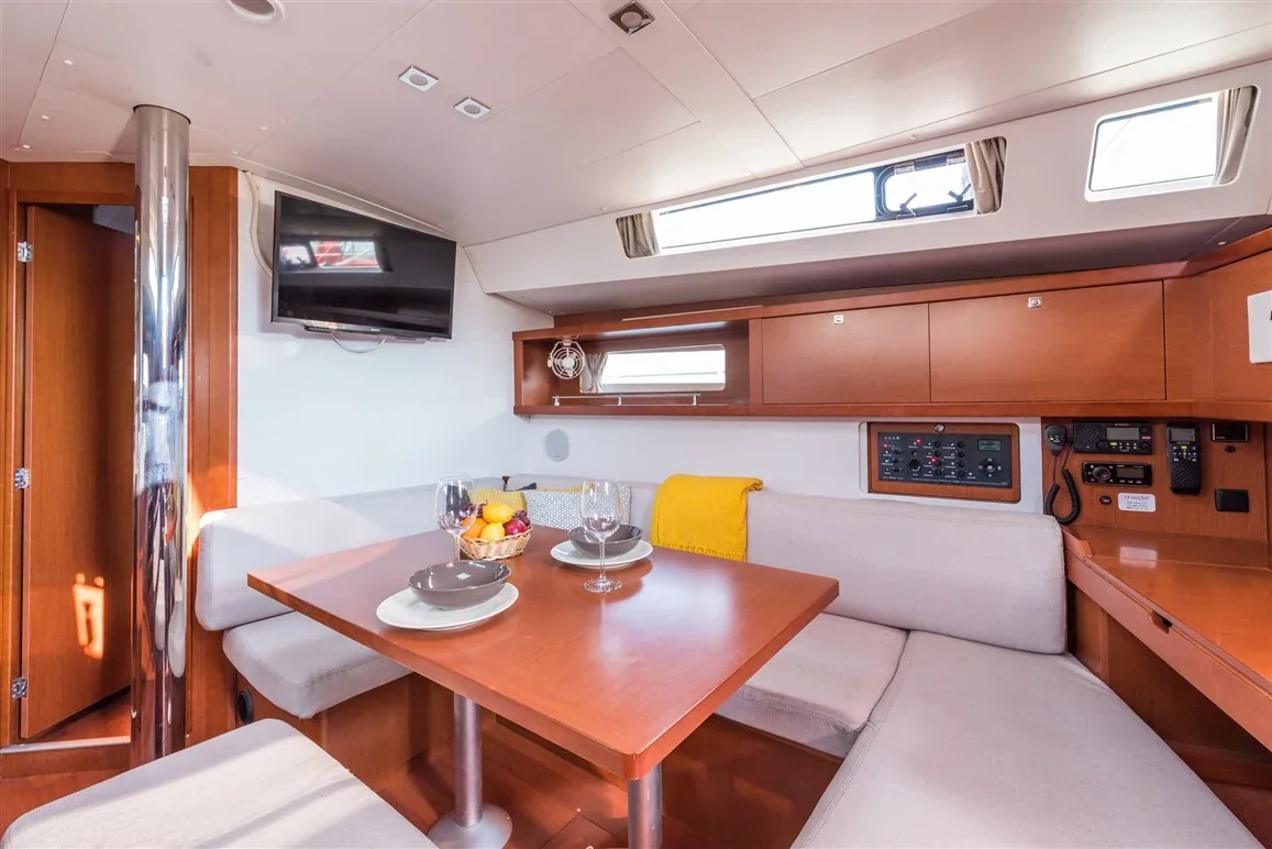 Yacht BENETEAU Oceanis 45 - Zoa - Foto 1